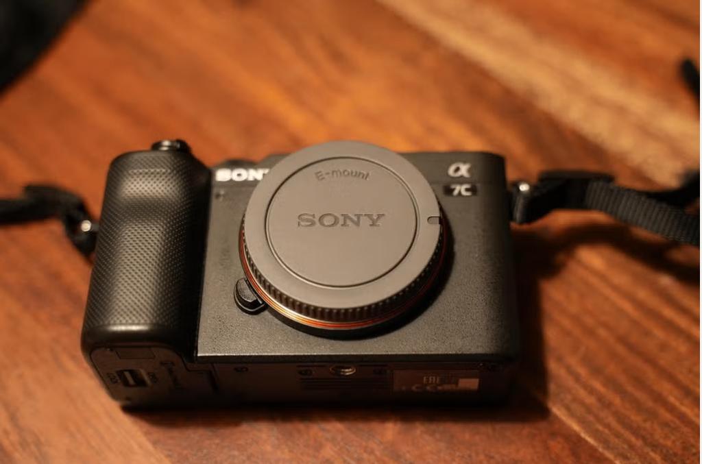 Sony A7C - Uitstekende staat! lage shuttercount, Enlèvement ou Envoi, Comme neuf, Compact, Sony