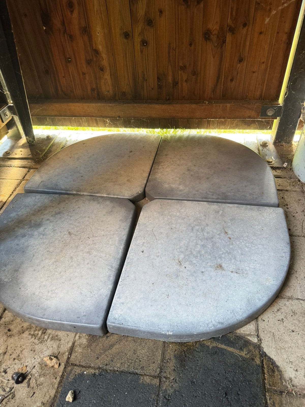 Parasol tegels 4x beton, Ophalen, Gebruikt