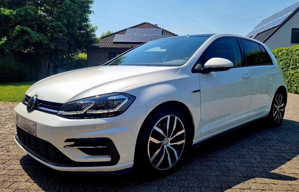 Volkswagen Golf 1.5 TSI Highline OPF DSG R-line, Autos, Alarme, Achat, Noir, 5 portes