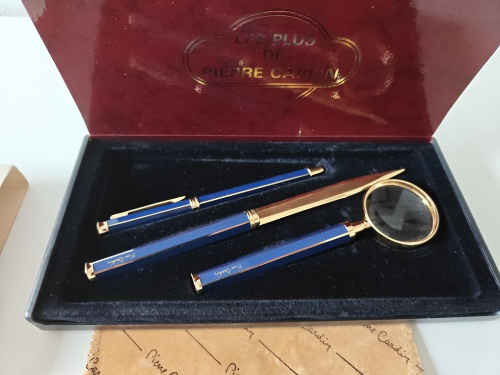 Mooie set les plus de Pierre cardin, Ophalen