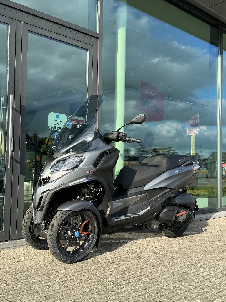 Piaggio MP3 530 cc 'NIEUW' BLUE OXIGEN KOOPJE, Motos, Scooter, Entreprise, ABS, Neuf