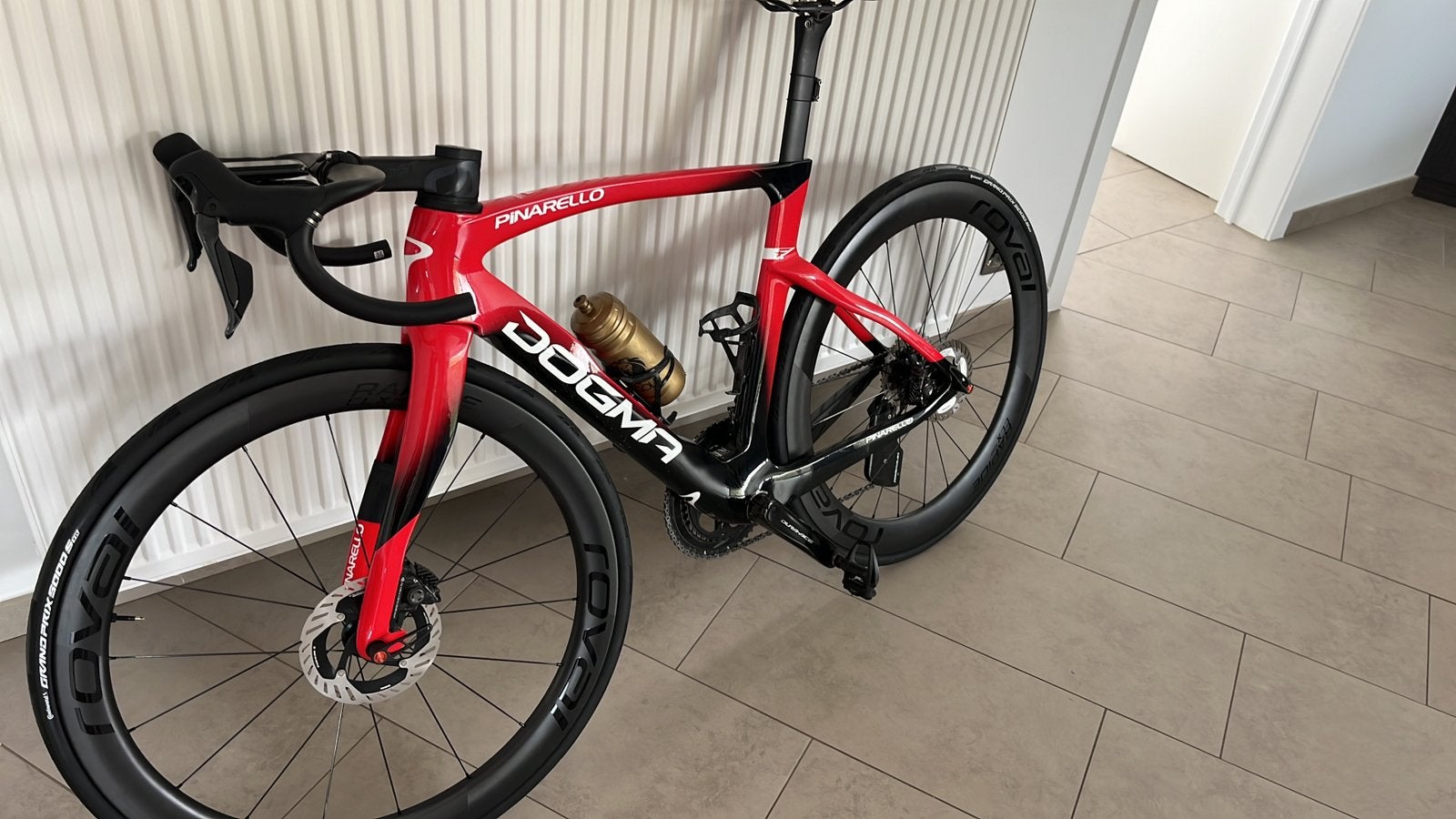 Pinarello Dogma F maat 53, Fietsen en Brommers, Ophalen, Zo goed als nieuw
