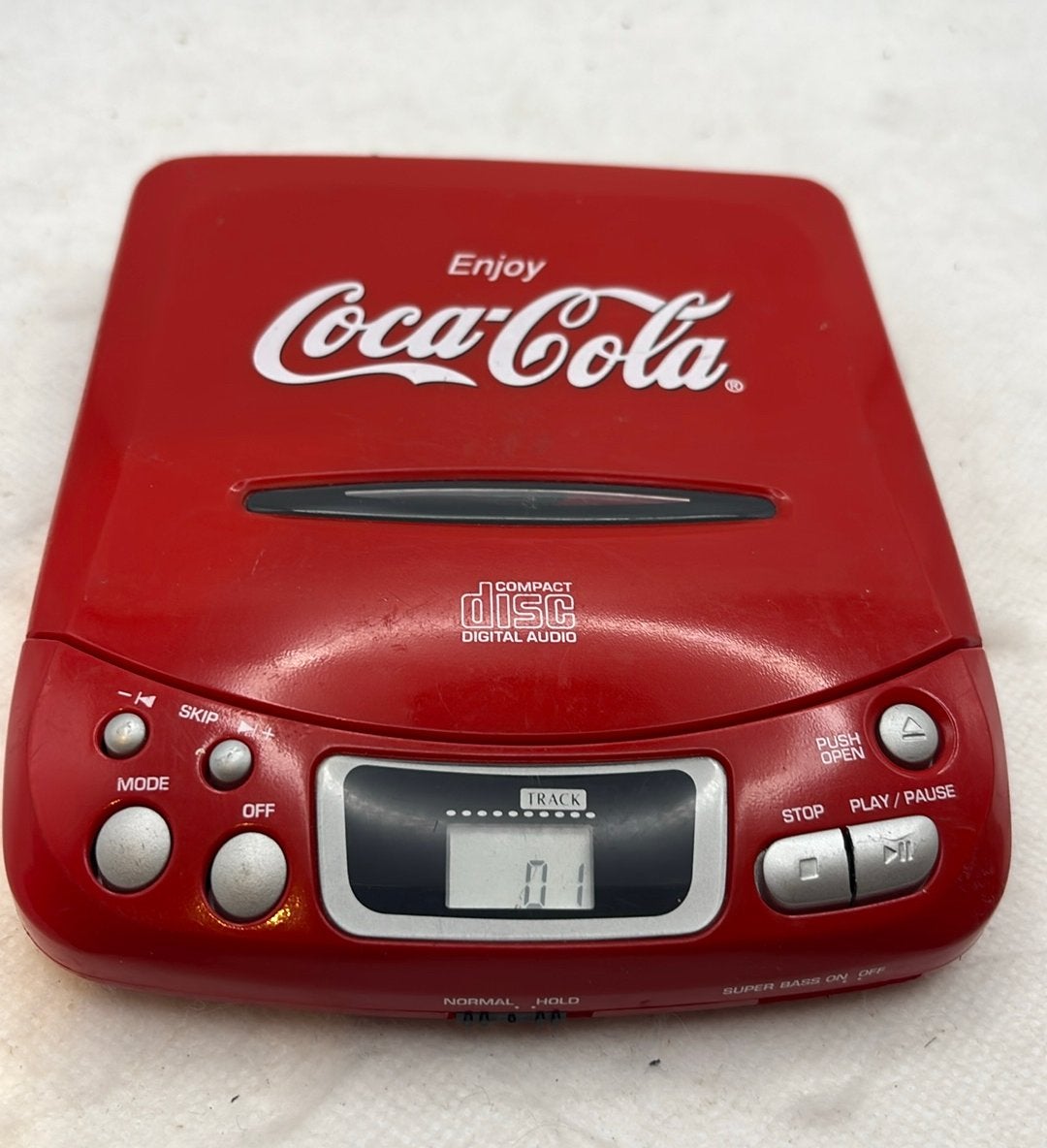 Coca-Cola Portable CD Player Discman – Powers On, No Sound, Ophalen of Verzenden, Niet werkend