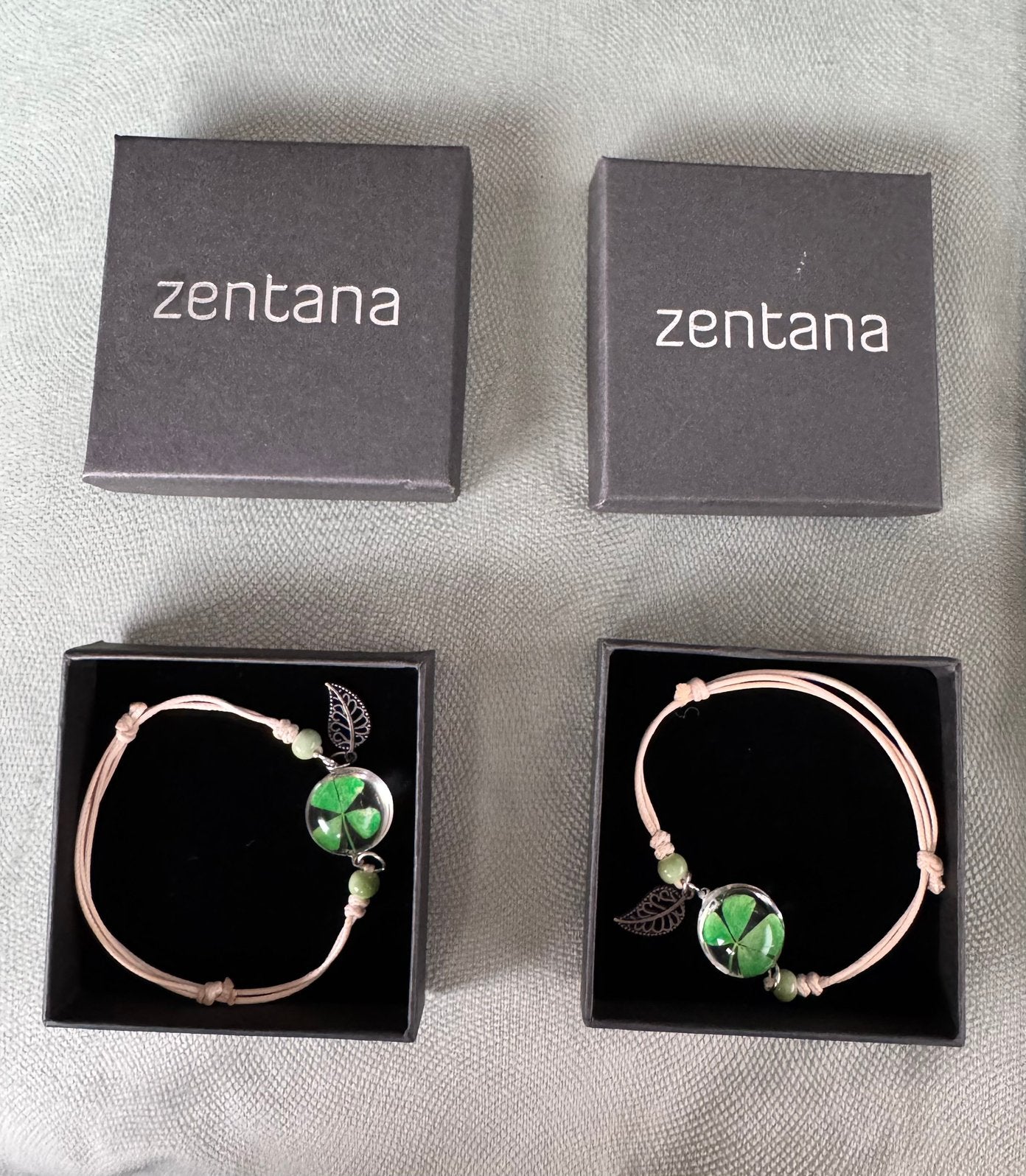2 Zentana geluksarmband klavertje vier, Ophalen, Nieuw, Beige, Overige materialen