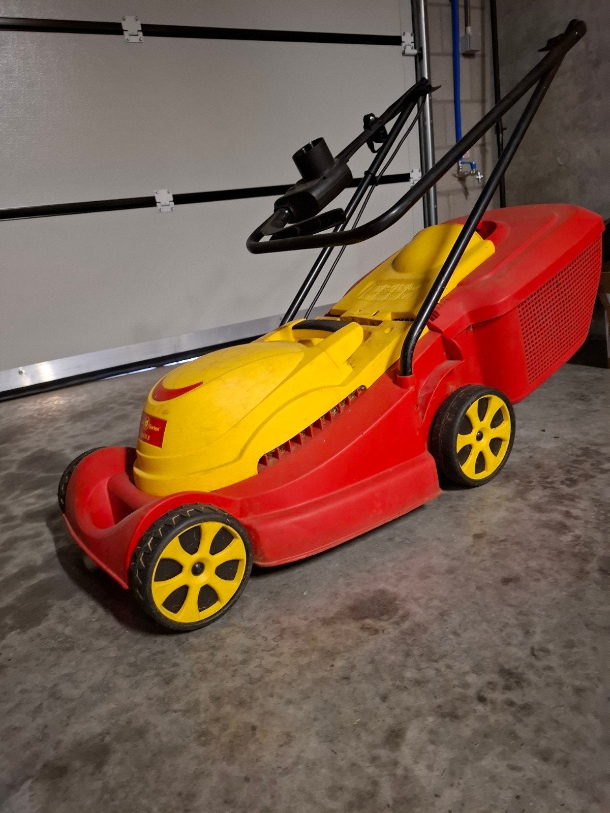 Wolf Garten elektrische grasmaaier, Jardin & Terrasse, Tondeuses à gazon, Utilisé, Tondeuses à gazon électriques, 30 à 39 cm, Tondeuse rotative