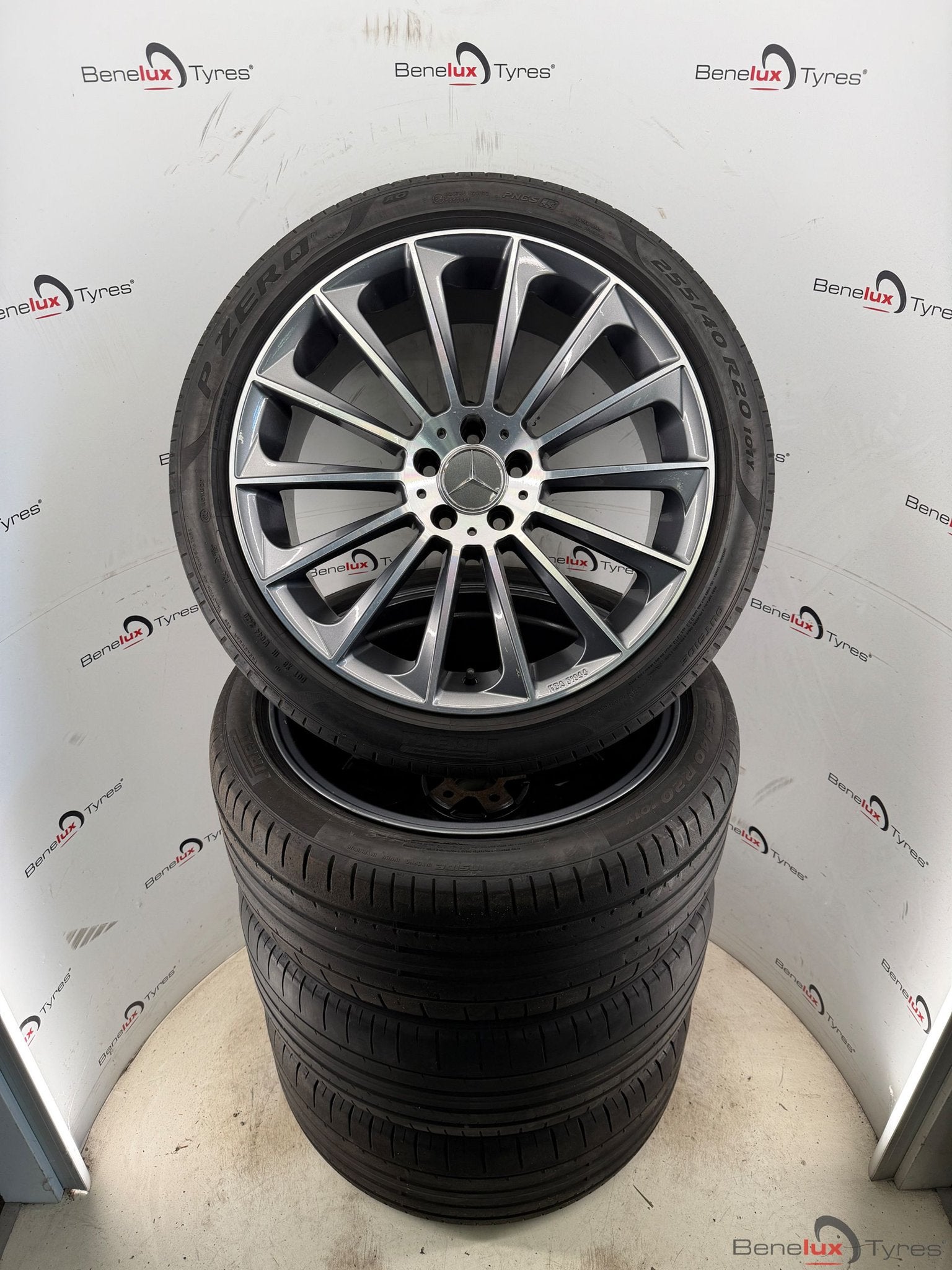 20'' Mercedes Vito V-klasse AMG W447 W638 W639 W640 MB bus, 255 mm, -, -, Banden en Velgen