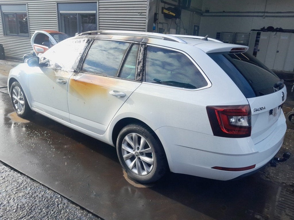 AMORTISSEUR ARRIÈRE GAUCHE Skoda Octavia Combi (5EAC), Autos : Pièces & Accessoires, Utilisé, Skoda
