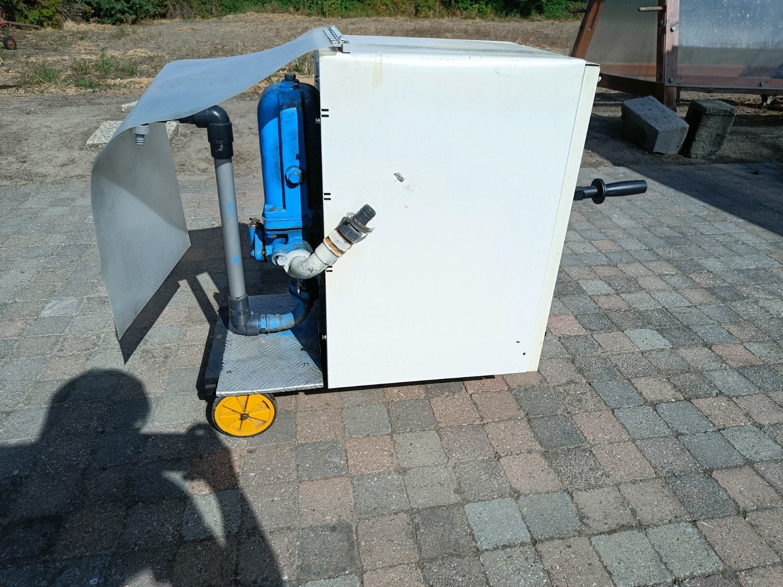 Klassieke Hermes Zuigerpomp / Waterpomp op Wielen (230V) – W, Tuin en Terras, Ophalen, Gebruikt, Elektrisch, Overige typen