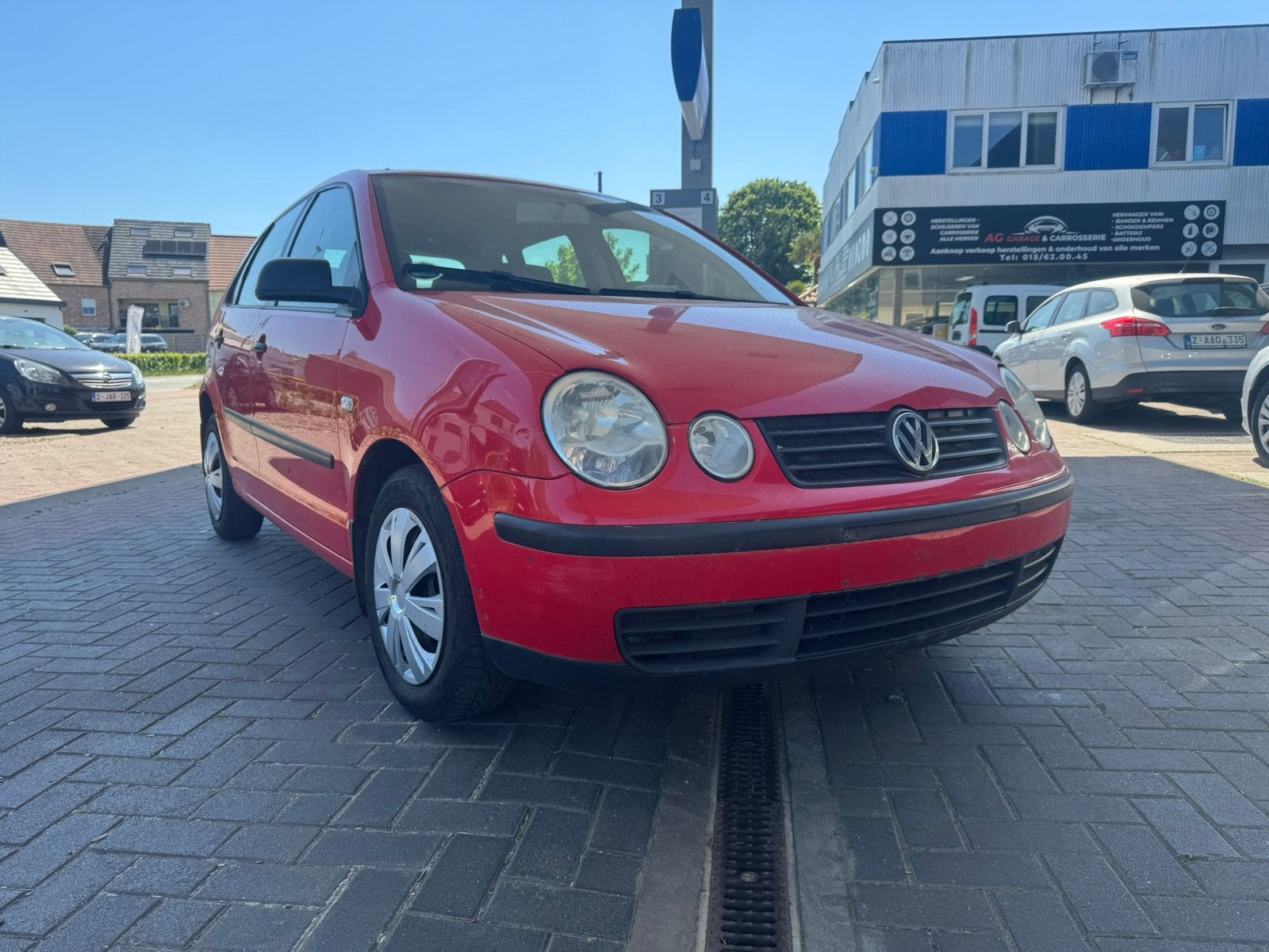 Volskwagen Polo 1.4 - ESSENCE - 243.000km - 2004, Autos, Rouge, Achat, Entreprise, Boîte manuelle