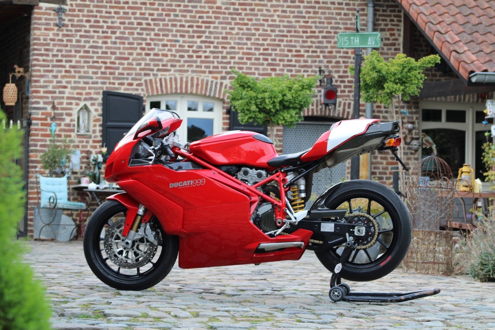 In collector conditie, 2e gen. Ducati 999 met 21500 km, 2 cilinders, Occasion, Motorrijbewijs A, Super Sport