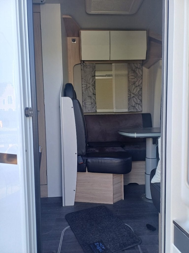 Frankia Neo MT7 BD blackline, Caravans en Kamperen, Mobilhomes, Automaat, Ringverwarming, Diesel, Tot en met 3