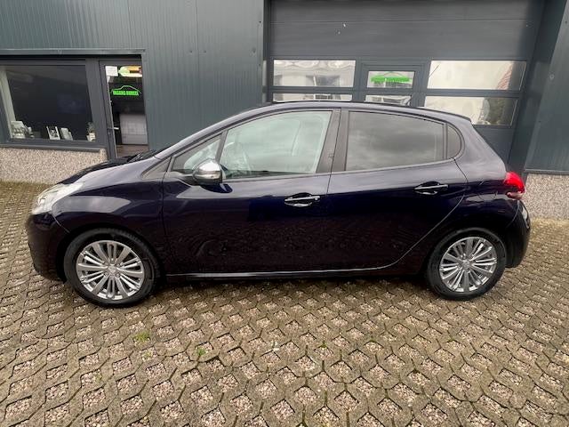 Peugeot 208 Benzine - Allure uitvoering, Autos, Achat, Euro 6, Entreprise, 82 ch