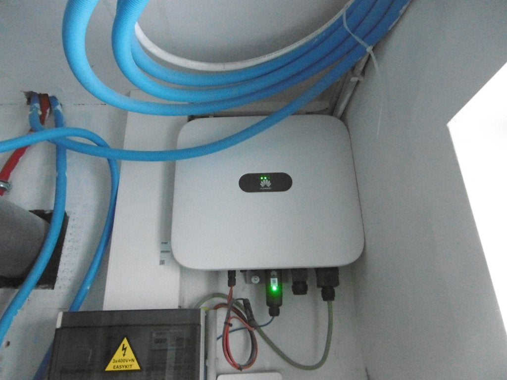 Huawei 3 fasen 3 KWh omvormer., Ophalen, Zo goed als nieuw, Overige typen
