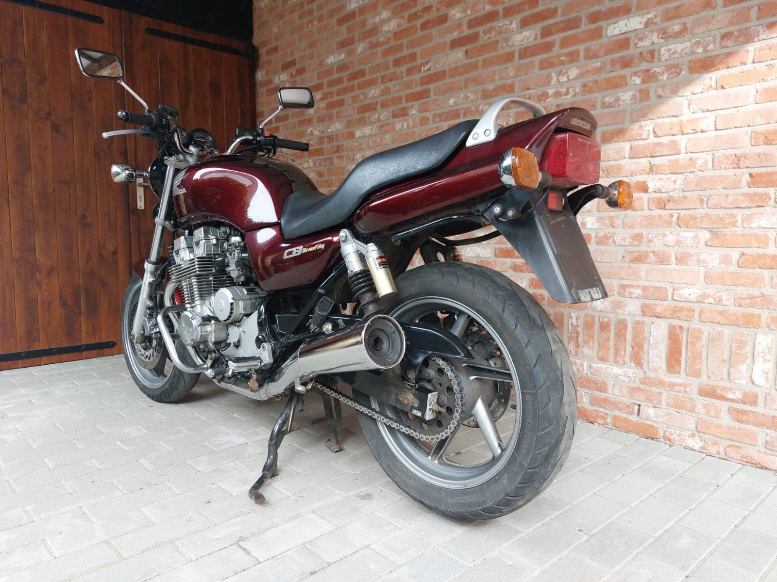 HONDA CB750