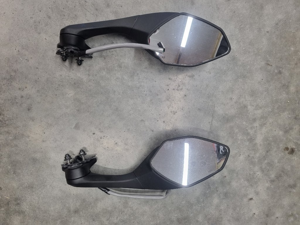 yamaha r1 spiegels 2015-2026, Motoren, Ophalen of Verzenden