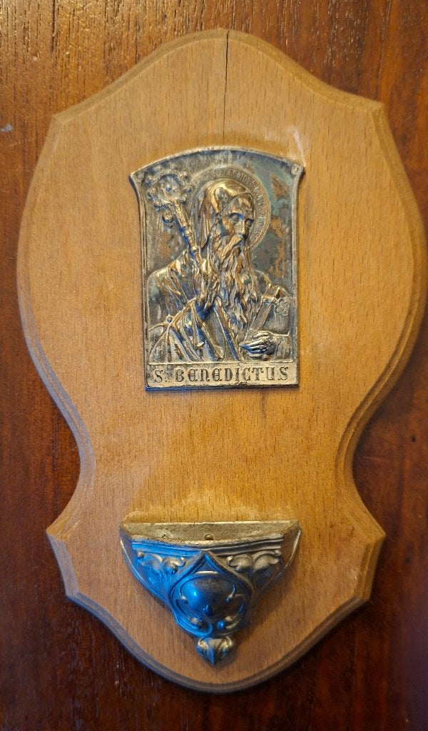 Wijwatervaatje op hout Sint-Benedictus, Antiek en Kunst, Ophalen of Verzenden
