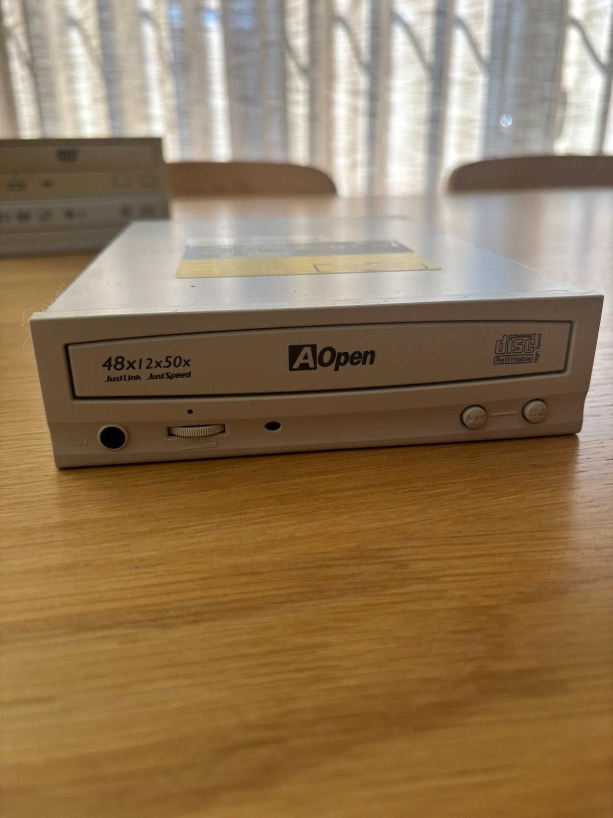 AOpen CRW4850 (48x12x50x)CD-Brander, Computers en Software, Optische drives, Intern, Ophalen of Verzenden, Zo goed als nieuw, Windows