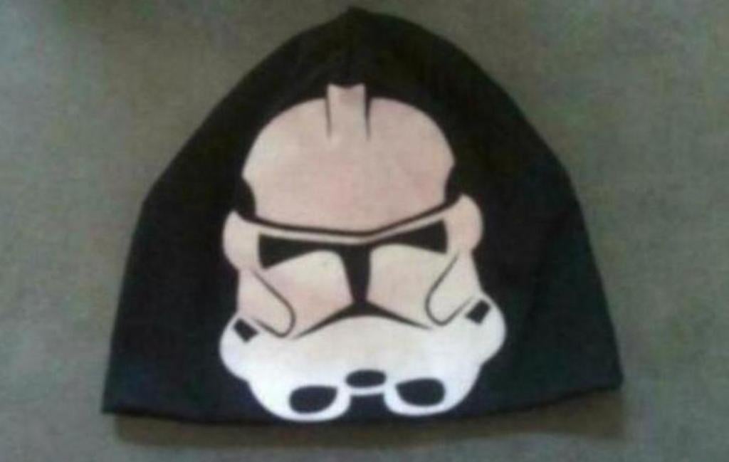 kindermuts - darth vader ( star wars ) -> 1€, Ophalen, Starwars, 110 t/m 116, Zo goed als nieuw