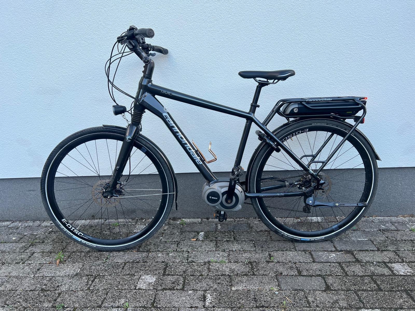 VÉLO ÉLECTRIQUE CANNONDALE AVEC MOTEUR CENTRAL BOSCH, Vélos & Vélomoteurs, Enlèvement, Comme neuf