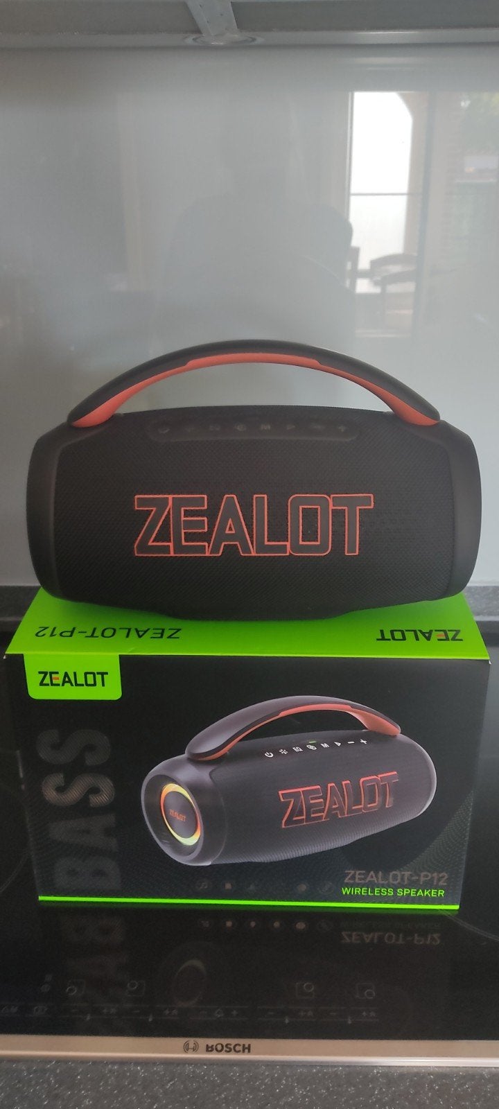 2 Zeleot p12 Draadloze speakers met handvat. 2x60 w, Motoren, Ophalen, Nieuw