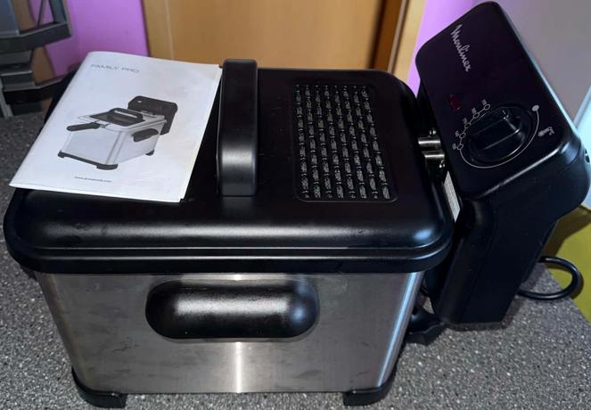 friteuse, Elektronische apparatuur, Frituurpannen, 3 tot 4 liter, Ophalen, Nieuw, Uitneembare binnenpan