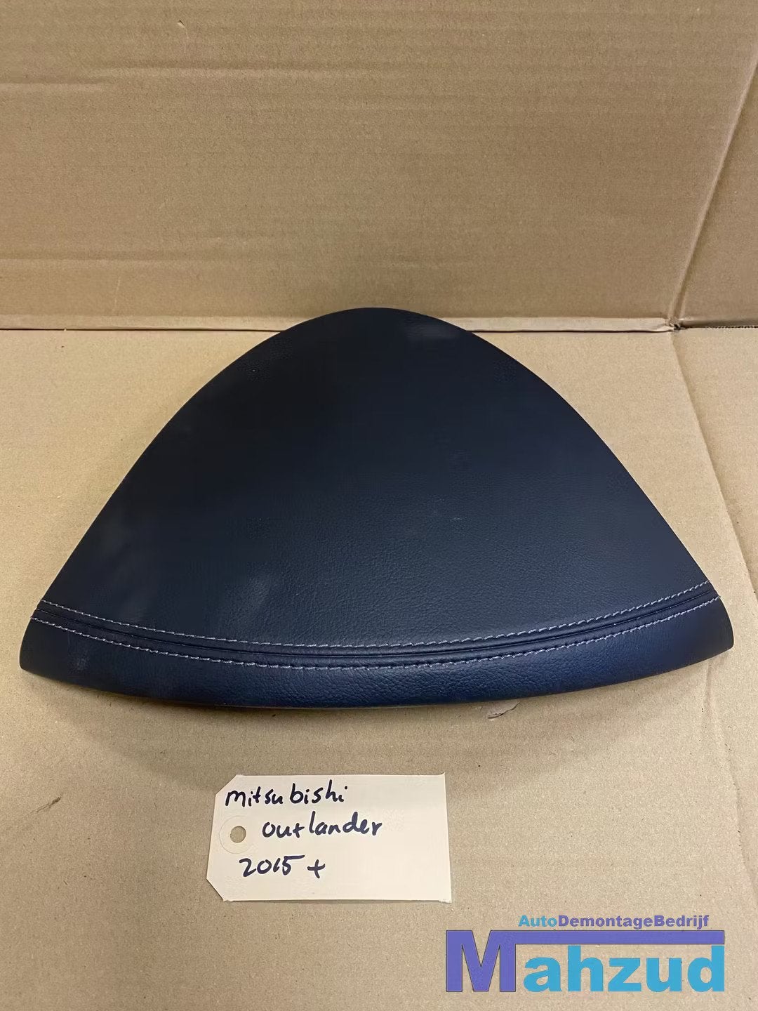 MITSUBISHI OUTLANDER Dashboard deel leer kap 2015+ 8060A167, Info@mitsubishi-motors.com, Mitsubishi Motors Corporation, Utilisé