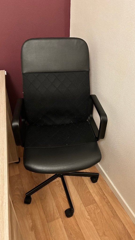 Chaise de bureau noire à roulettes, Enlèvement, Utilisé, Noir, Chaise de bureau