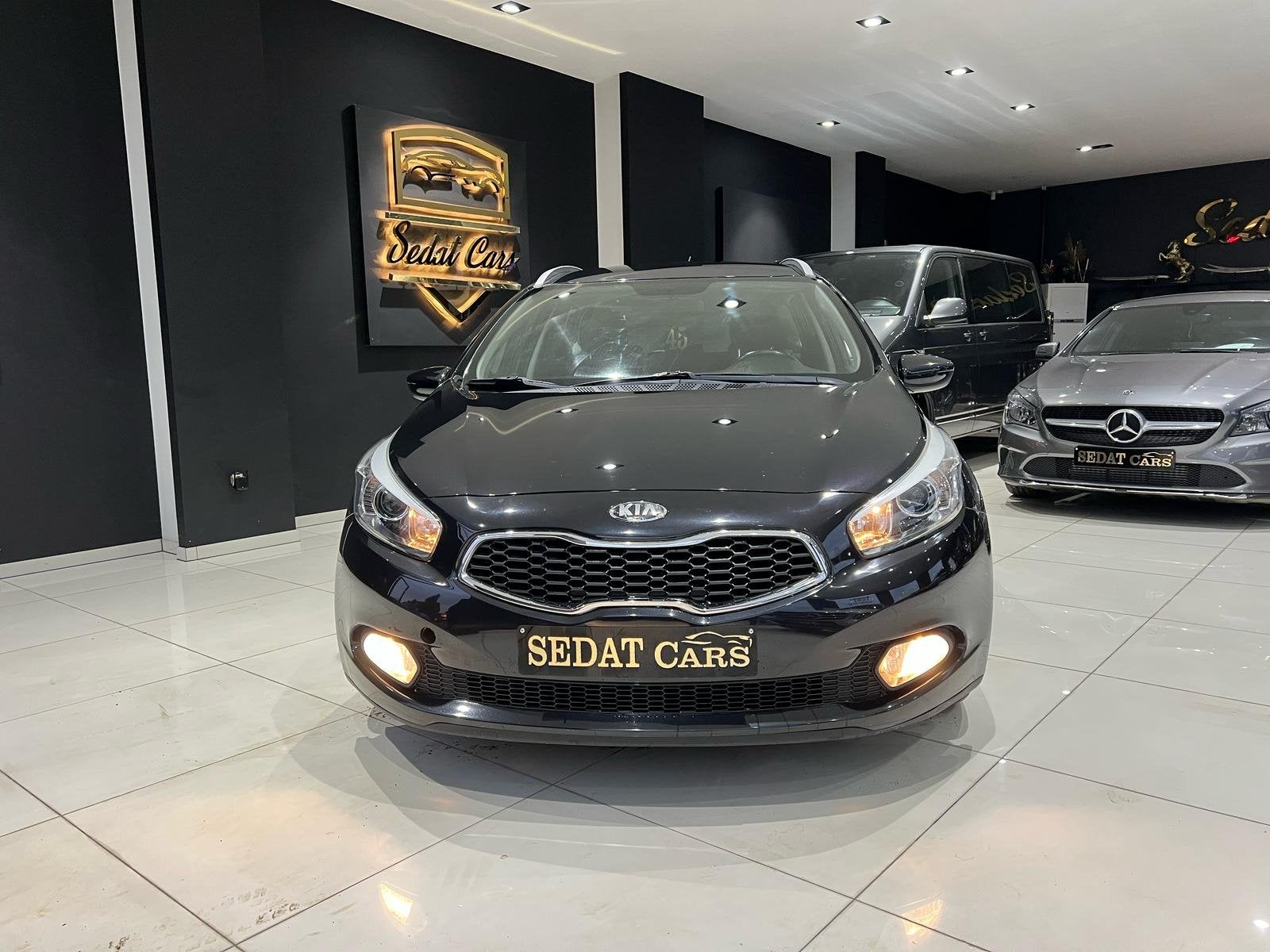 KIA CEE D 1.4 BENZINE, Auto's, Voorwielaandrijving, Euro 5, Stof, Gebruikt