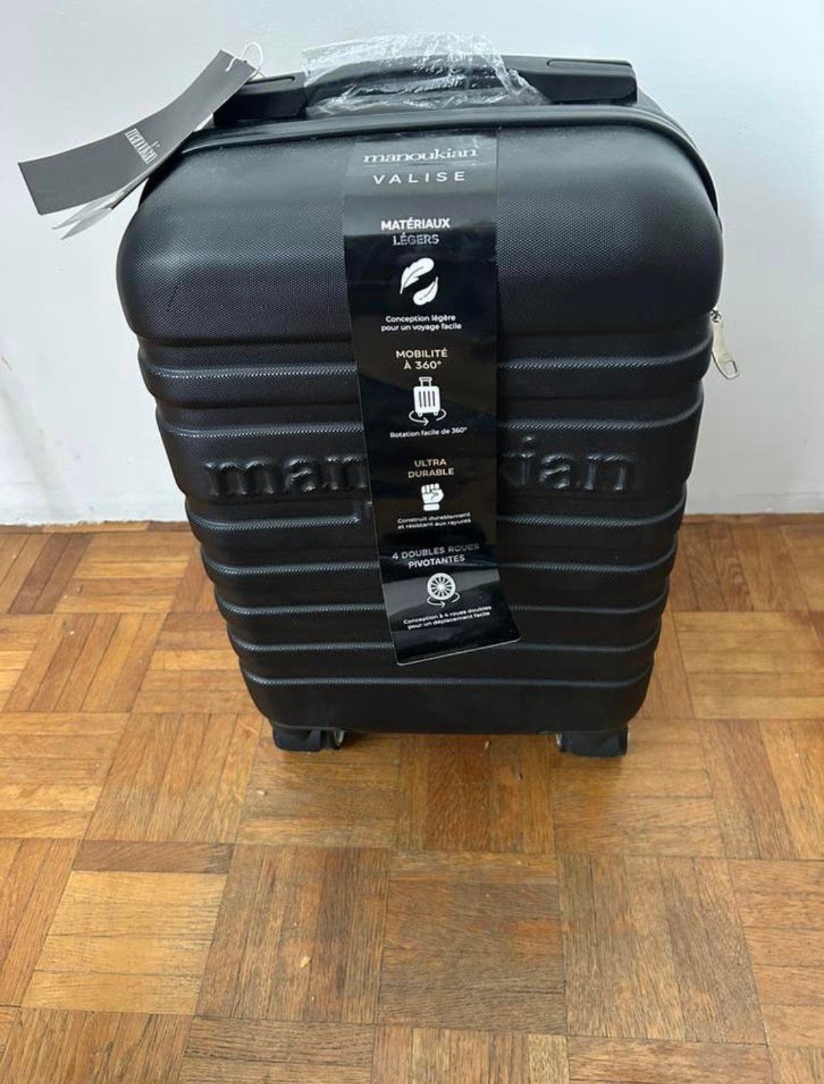 Valise - bagages à main taille S - 22x34x50 NEUVE, Handtassen en Accessoires, Koffers, Ophalen, Nieuw, Hard kunststof, Wieltjes