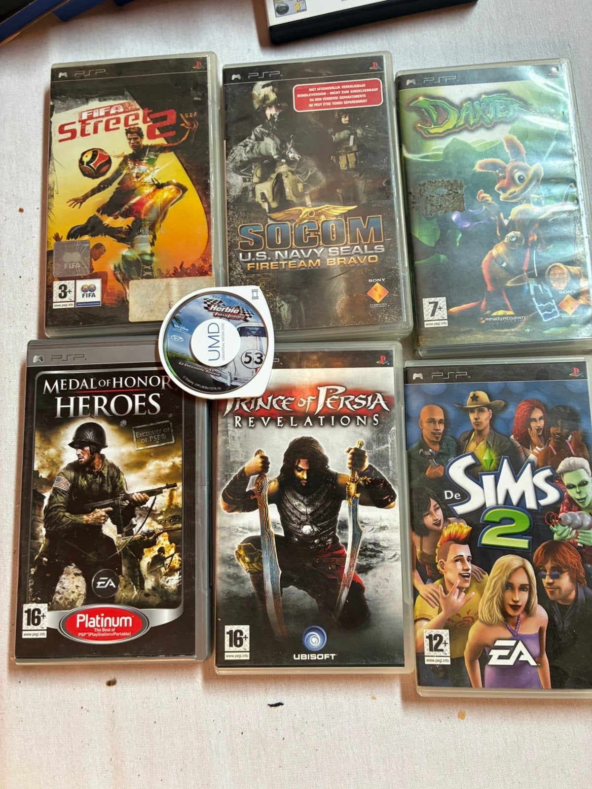Jeux PSP + film, Consoles de jeu & Jeux vidéo, Enlèvement, Comme neuf