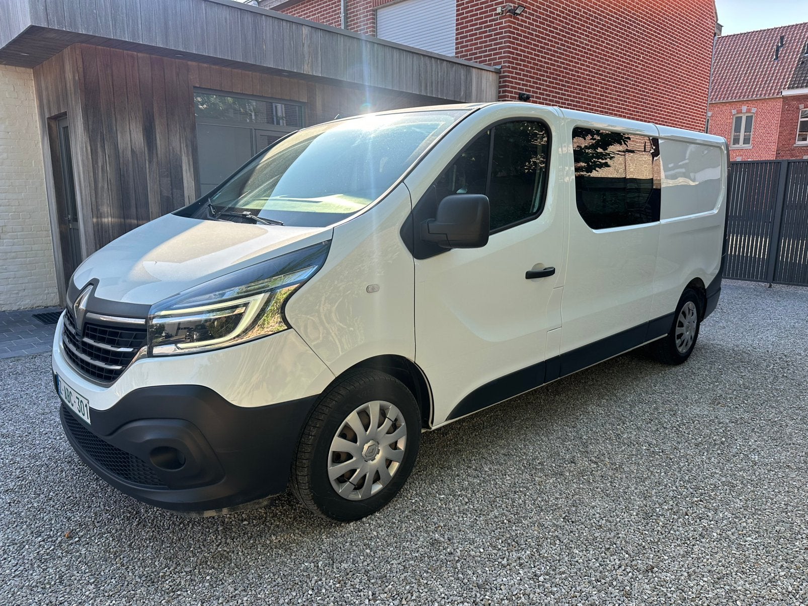 Trafic 6 place utilitaire, Bluetooth, Achat, Euro 6, Entreprise