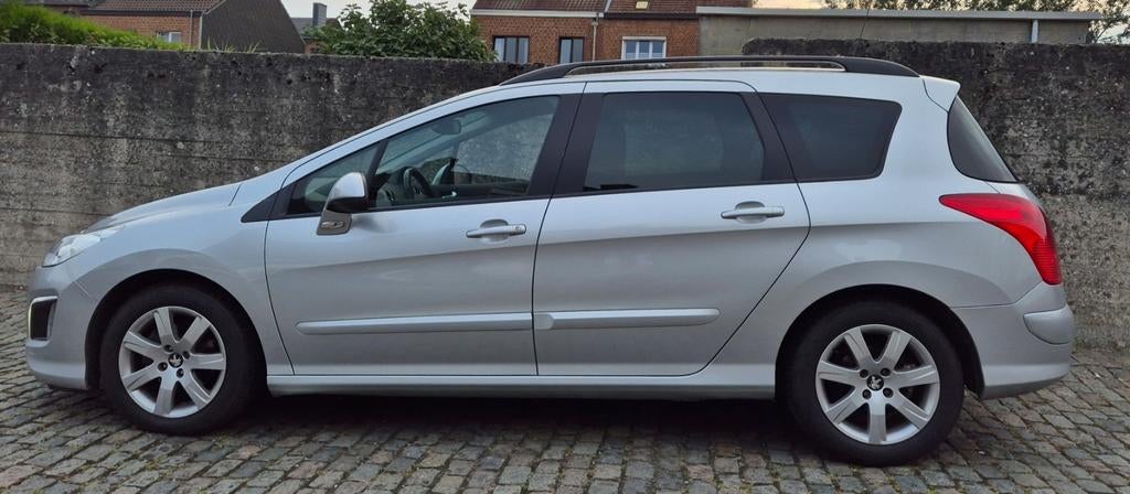 Peugeot 308sw 16hdi 2011 120mkm 6vitesses 3700€, Euro 5, Boîte manuelle, 5 portes, Particulier