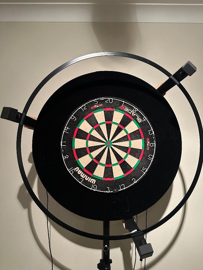 Darts set met autodarts systeem, Enlèvement, Utilisé, Cible de fléchettes
