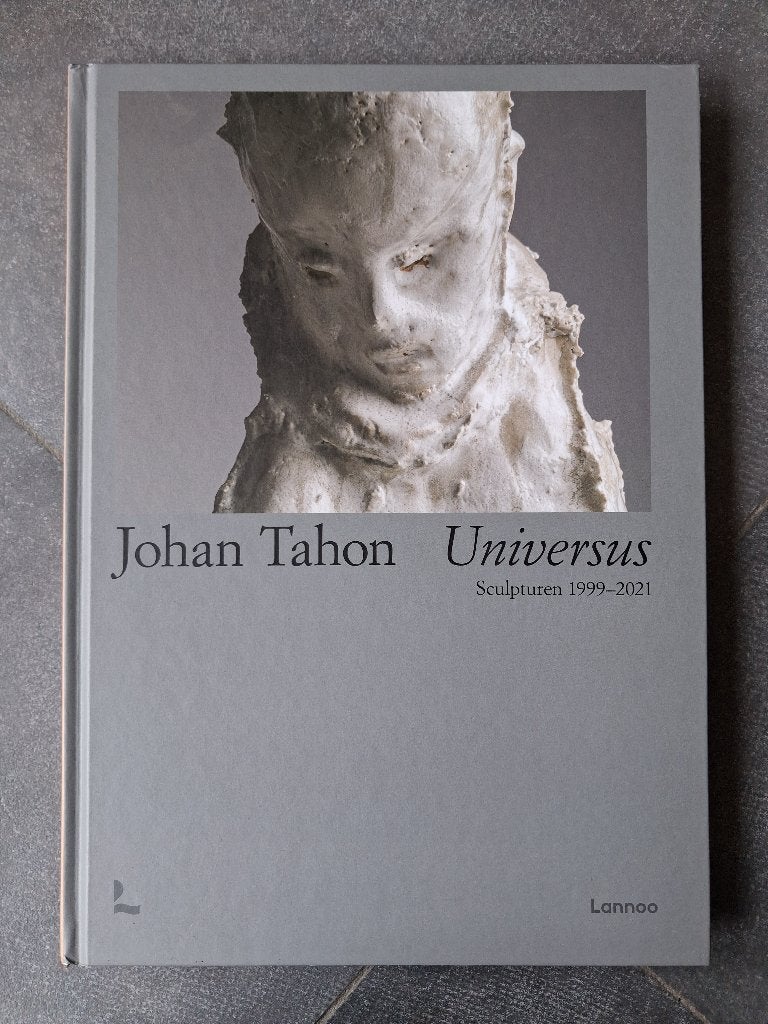 Johan Tahon Universus Sculpturen 1999-2021, Boeken, Kunst en Cultuur | Beeldend, Ophalen of Verzenden, Zo goed als nieuw