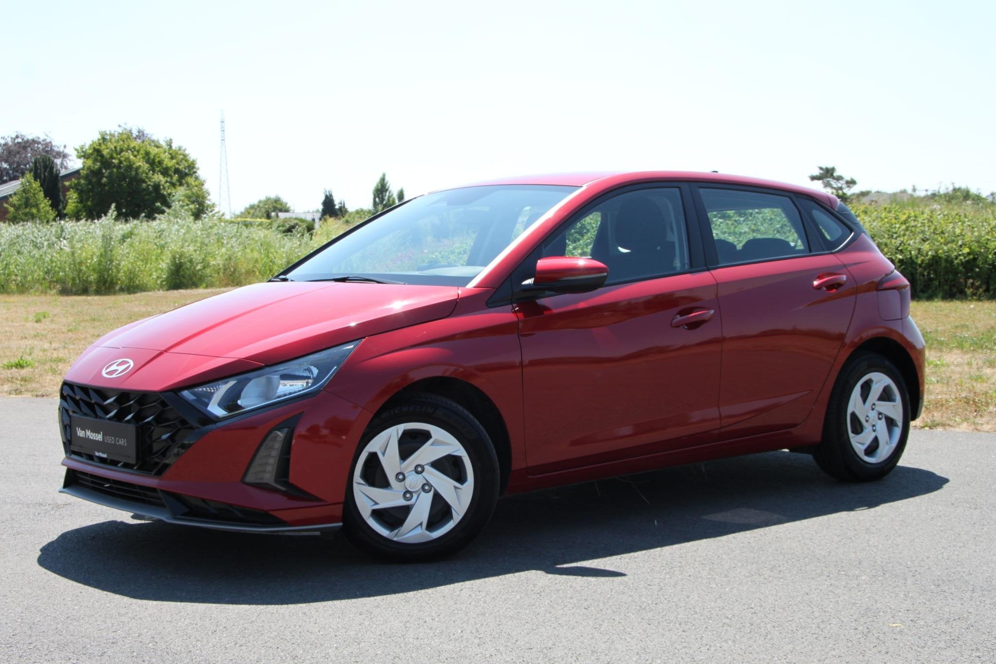 Hyundai i20 Twist, Autos, Rouge, Achat, Entreprise, Boîte manuelle