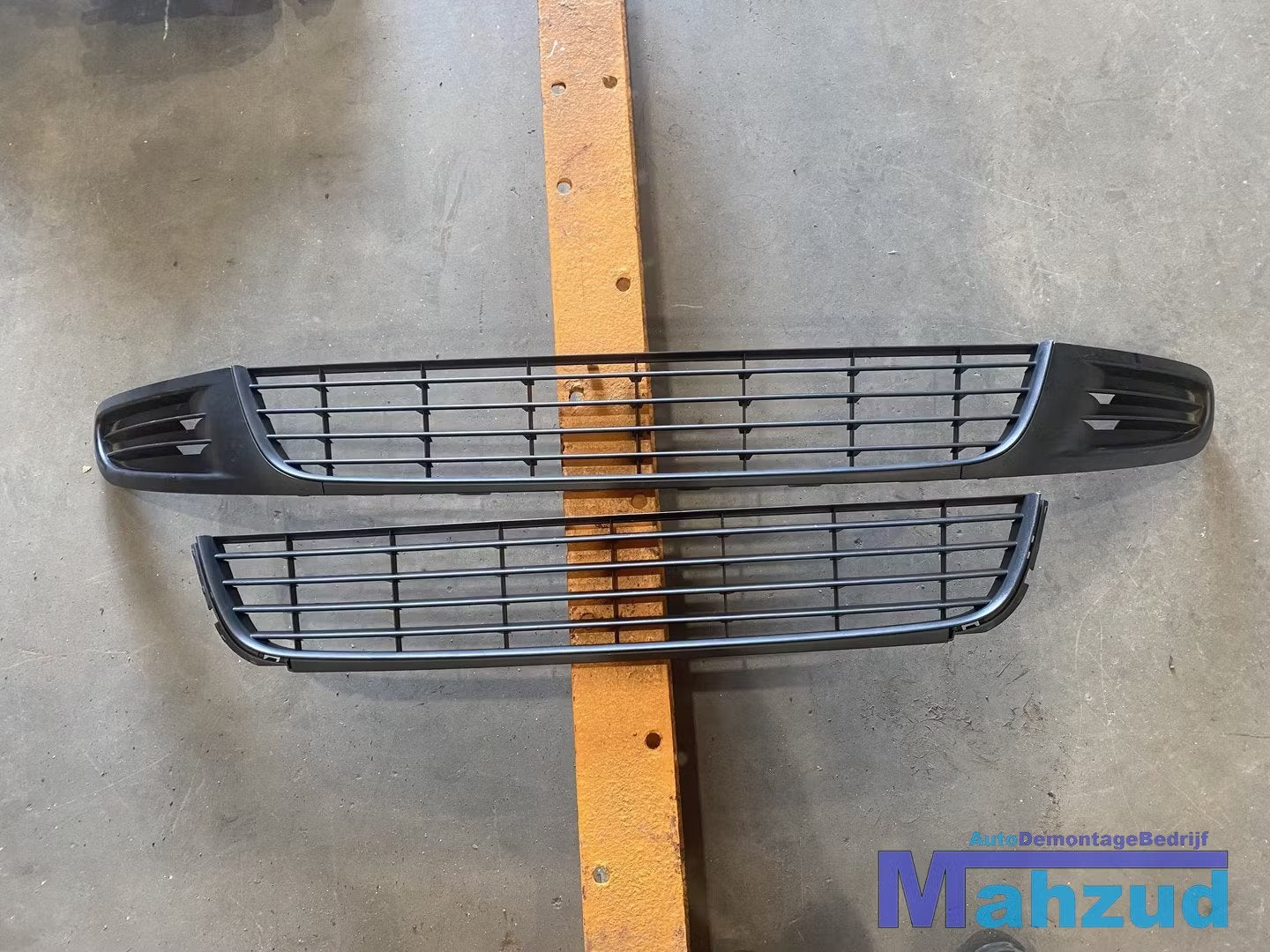 VW GOLF 6 Bumper rooster kap 5K0853665A 5K0853666A, Pare-chocs, Volkswagen, Volkswagen AG, Vw@volkswagen.de
