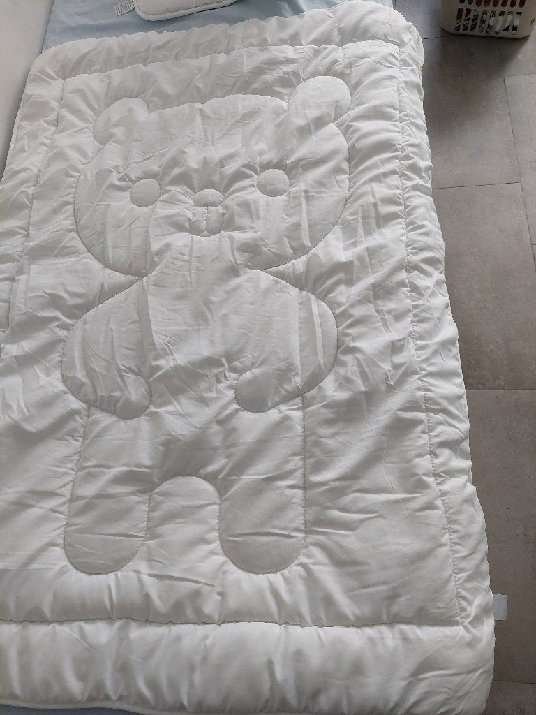 Édredon bébé 13 euros, Garçon ou Fille, Comme neuf, Enlèvement, Couverture ou Couette