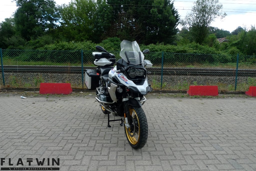 BMW R1250GS Rallye- TVA récup.- 6608km, Permis Moto A, Tourisme, Entreprise, Occasion