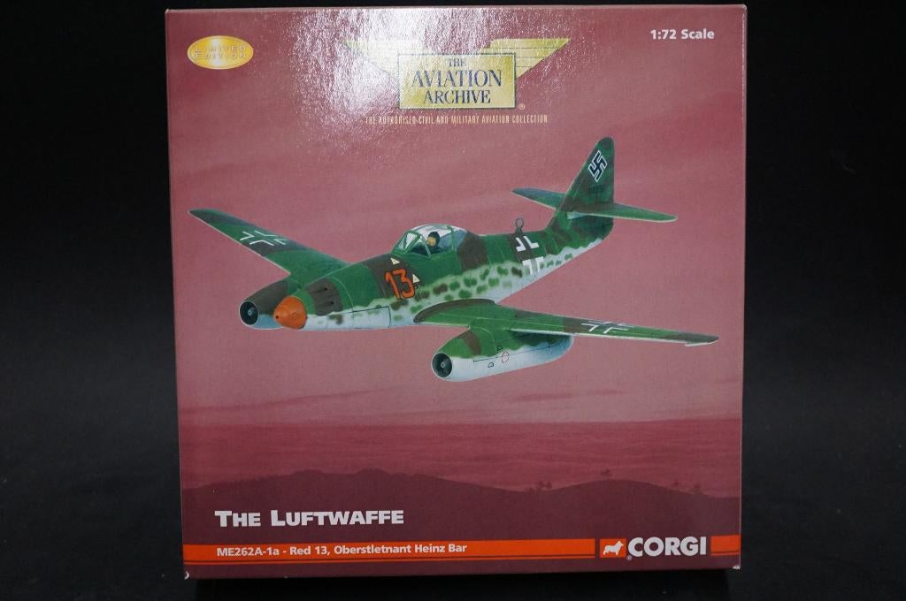 Corgi Me 262 jet fighter WO2 - 1/72 - Limited ed., Ophalen of Verzenden, Zo goed als nieuw