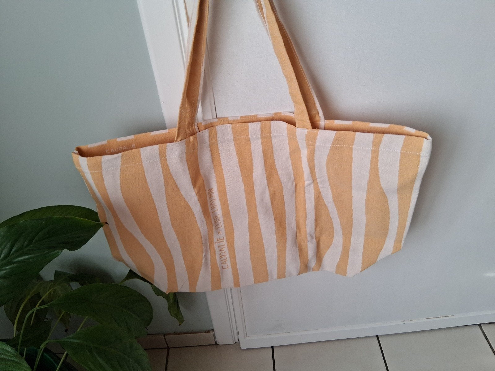 Strandtas Caudalie- Élise Chalmin nieuw, Bijoux, Sacs & Beauté, Enlèvement ou Envoi