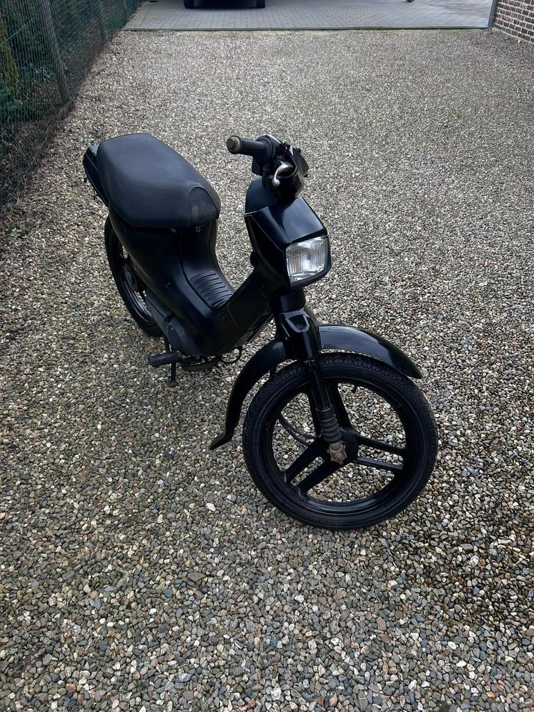 Honda wallaroo - A klasse, Fietsen en Brommers, Brommers | Honda, Ophalen, Zo goed als nieuw