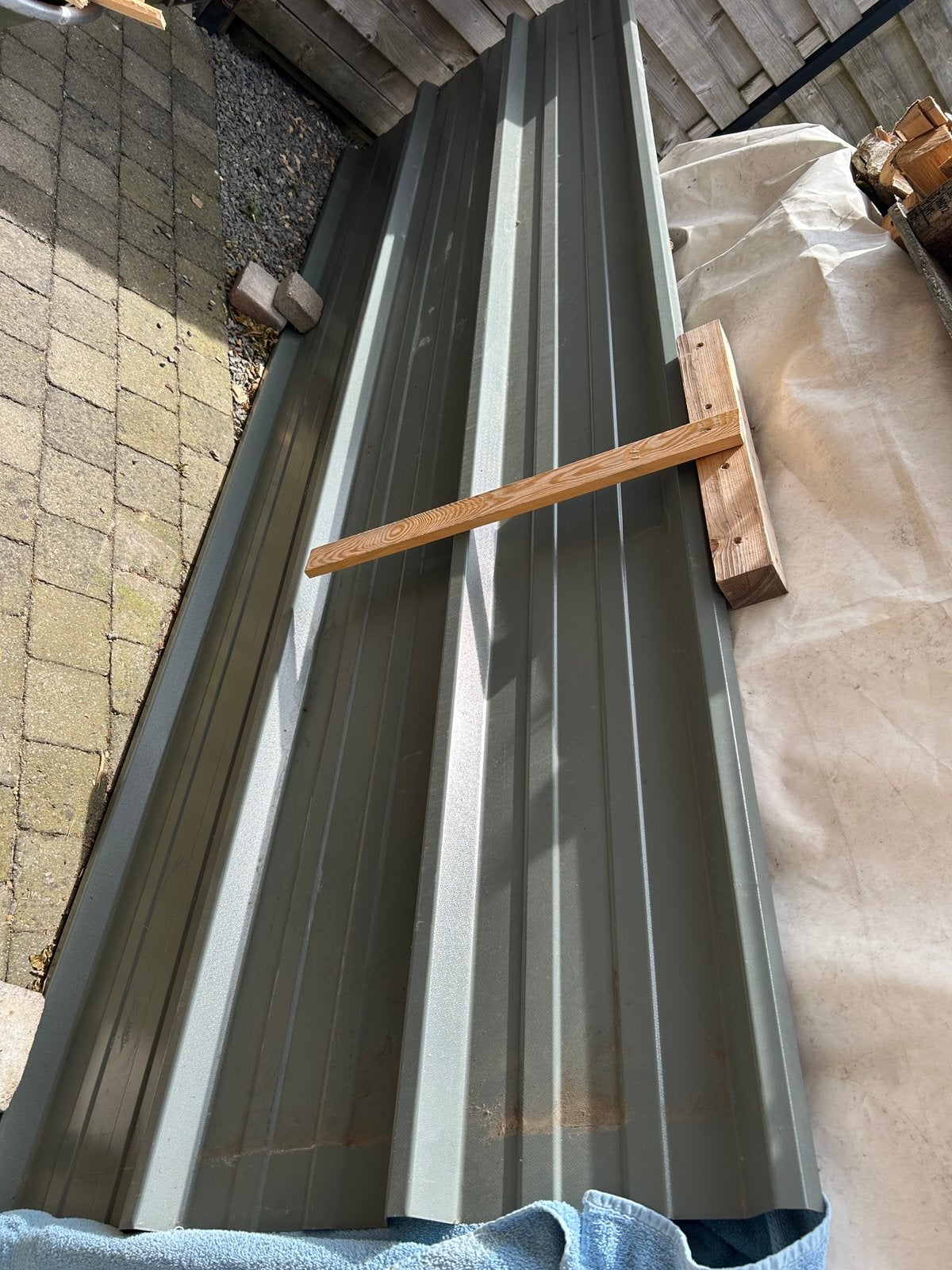 Metalen dakplaat, Doe-het-zelf en Bouw, Zo goed als nieuw, Minder dan 5 m², Metaal, Grijs