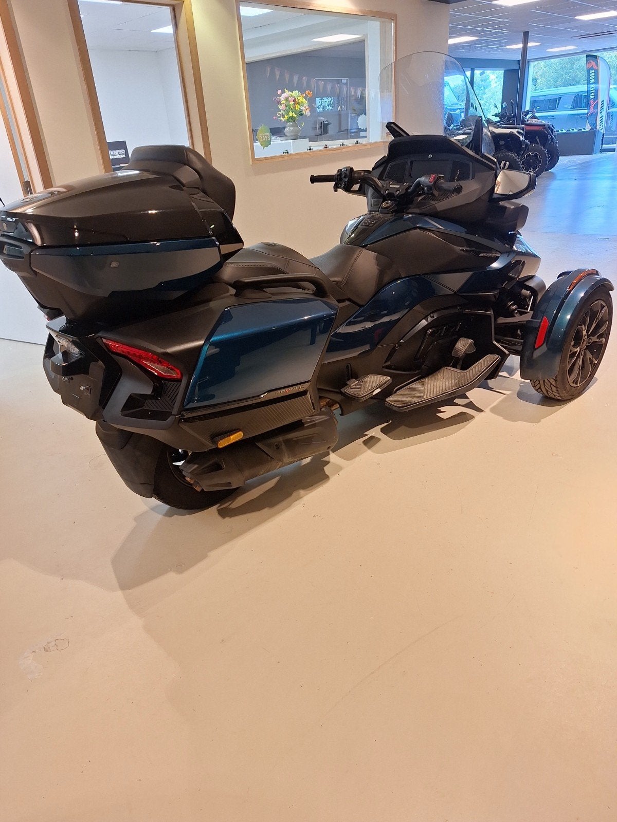 CAN-AM SPYDER RT 1330 LIMITED Edition, Motoren
