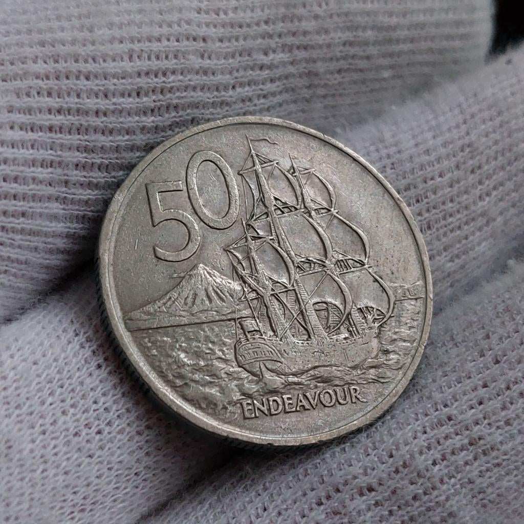 Piece de monnaie / New Zealand / 50 Cents / 1967, Timbres & Monnaies, Billets de banque | Océanie, Enlèvement ou Envoi, Billets en vrac