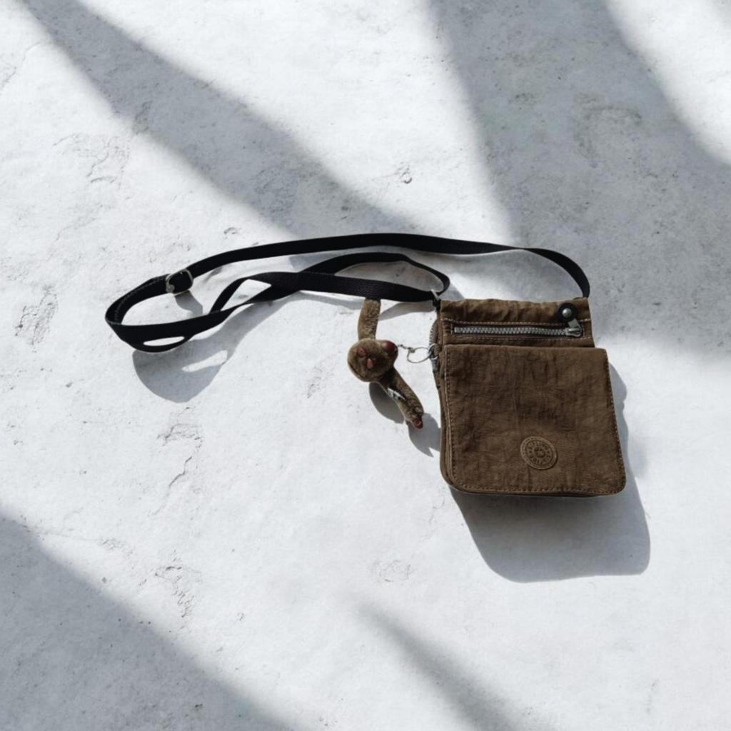 Sac bandoulière, Enlèvement
