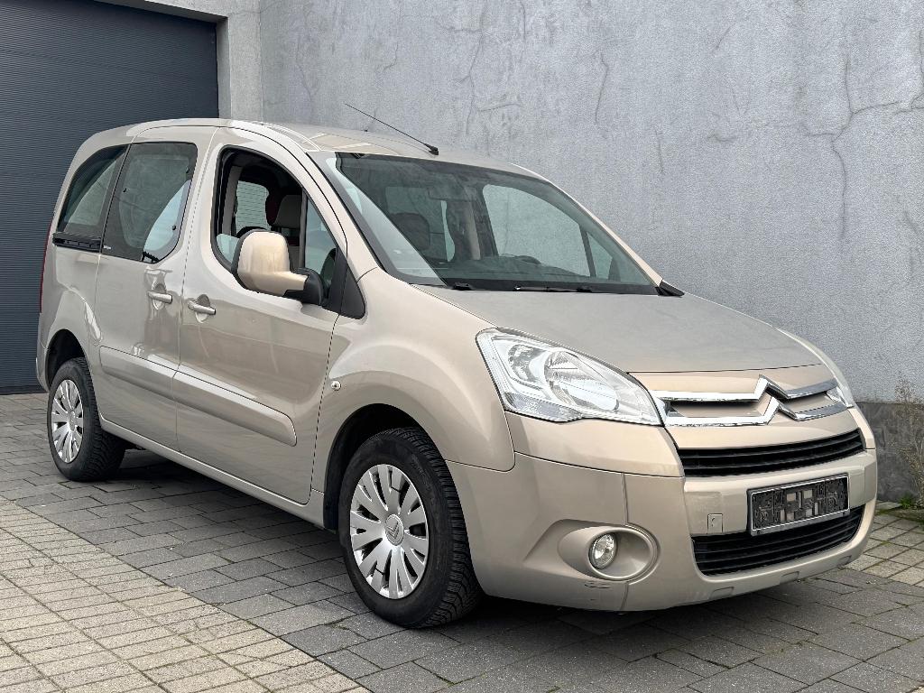 ♿🦼🦽 Fauteuil roulant CITROËN BERLINGO 1.6d 2010 TPMR PMR, Autos, Entreprise, 5 portes, Berlingo, MPV ou Monospace