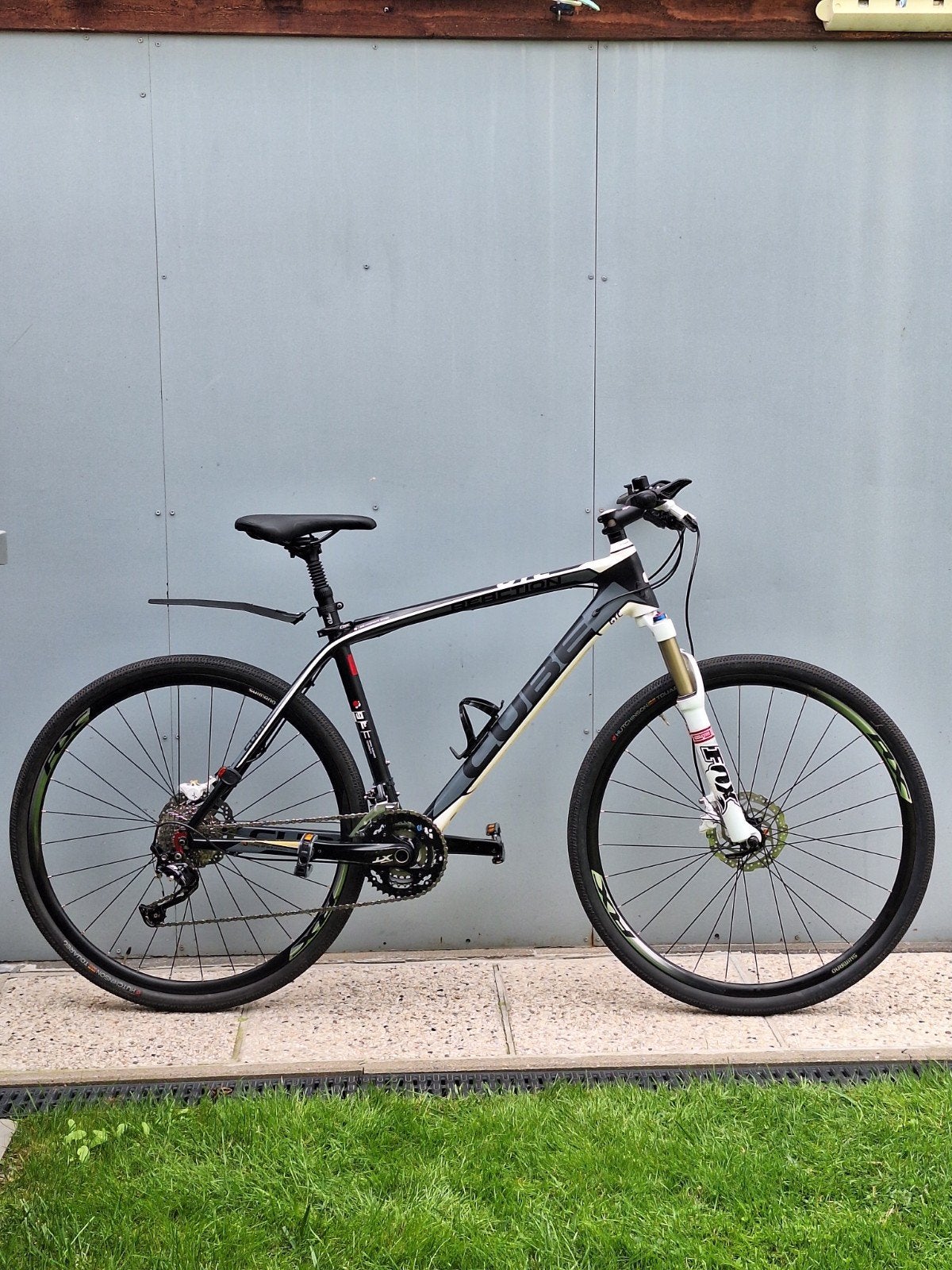 Cube, Fietsen en Brommers, Minder dan 10 versnellingen, Zo goed als nieuw, Schijfrem, 65 cm of meer