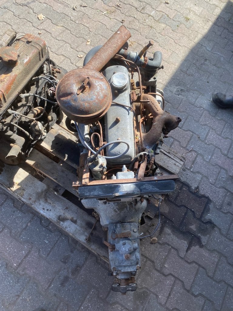 Mercedes Om636 motor met bak voor onderdelen 180d, Niet ingevuld, Gebruikt, Mercedes-Benz, Niet ingevuld