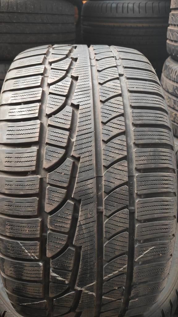 295/30r22 Nokian 70€ per stuk met montage en balanceren, Auto diversen, Autosport-onderdelen, Ophalen
