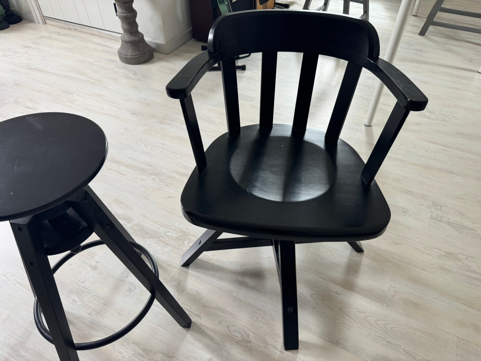 Stoel en kruk samen of apart te kopen, Huis en Inrichting, Gebruikt, Twee, Zwart, Hout